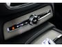 Volvo XC90 2.0 T8 Recharge AWD Ultimate Dark | Trekhaak | Luchtvering | Massage | 360 | HUD | Bowers & Wilkins |