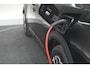 Peugeot e-2008 EV Active 50 kWh | Parkeersensoren | Apple Carplay | Climate Control