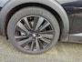 Peugeot 3008 1.6 HYbrid 225 GT Pack Business | Navigatie | Camera voor + achter | Focal | Comfortstoelen | Black Pack | All season |