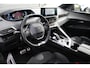 Peugeot 3008 1.6 HYbrid 225 GT Pack Business | Navigatie | Camera voor + achter | Focal | Comfortstoelen | Black Pack | All season |