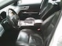 Jaguar XF 3.0D S NIEUWE BANDEN EN APK PRACHTIGE STAAT