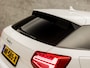 Audi Q2 1.0 TFSI Sport (GROOT NAVI, PLAT SPORTSTUUR, ZWART HEMEL, LED KOPLAMPEN, SPORTSTOELEN, GETINT GLAS, PARKEERSENSOREN, CLIMATE CONTROL, NIEUWSTAAT)