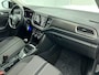 Volkswagen T-Roc 1.0 TSI Style | LMV | Panorama dak | Navigatie | Parkeer sensoren | Trekhaak | Cruise control | Climate control | Apple carplay | Camera