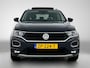 Volkswagen T-Roc 1.0 TSI Style | LMV | Panorama dak | Navigatie | Parkeer sensoren | Trekhaak | Cruise control | Climate control | Apple carplay | Camera