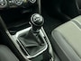 Volkswagen T-Roc 1.0 TSI Style | LMV | Panorama dak | Navigatie | Parkeer sensoren | Trekhaak | Cruise control | Climate control | Apple carplay | Camera
