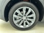 Volkswagen T-Roc 1.0 TSI Style | LMV | Panorama dak | Navigatie | Parkeer sensoren | Trekhaak | Cruise control | Climate control | Apple carplay | Camera