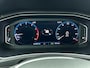 Volkswagen T-Roc 1.0 TSI Style | LMV | Panorama dak | Navigatie | Parkeer sensoren | Trekhaak | Cruise control | Climate control | Apple carplay | Camera