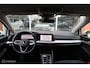 Volkswagen Golf 1.5 eTSI Life Business Carplay Navi sfeerverlichting