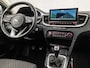 Kia Ceed Sportswagon 1.0 T-GDi DynamicLine (APPLE CARPLAY, GROOT NAVI, CAMERA, XENON, GETINT GLAS, SPORTSTOELEN, PARKEERSENSOREN, LM VELGEN, CRUISE, LANE ASSIST, NIEUWSTAAT)