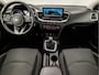 Kia Ceed Sportswagon 1.0 T-GDi DynamicLine (APPLE CARPLAY, GROOT NAVI, CAMERA, XENON, GETINT GLAS, SPORTSTOELEN, PARKEERSENSOREN, LM VELGEN, CRUISE, LANE ASSIST, NIEUWSTAAT)
