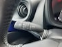 Toyota Aygo X PLAY APPLE/ANDROID CAMERA AD-CRUISE NL-AUTO BLUETOOTH AIRCO LM-VELGEN