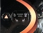 Toyota Aygo X 1.0 VVT-i MT Limited *Camera & sensoren v+a* - Draadloze telefoonlader, bluetooth, LMV 18", half leder/stof bekleding