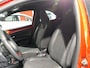 Toyota Aygo X 1.0 VVT-i MT Limited *Camera & sensoren v+a* - Draadloze telefoonlader, bluetooth, LMV 18", half leder/stof bekleding
