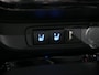 Toyota Aygo X 1.0 VVT-i MT Limited *Camera & sensoren v+a* - Draadloze telefoonlader, bluetooth, LMV 18", half leder/stof bekleding
