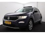 Volkswagen T-Roc 1.0 TSI United | Trekhaak | Panoramadak | Dealer Ond. | Adap Cruise | Stoelverwarming | CarPlay | Digital Cockpit