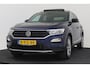 Volkswagen T-Roc 1.0 TSI United | Trekhaak | Panoramadak | Dealer Ond. | Adap Cruise | Stoelverwarming | CarPlay | Digital Cockpit