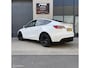 Tesla Model Y RWD + MMX PACK + TREKHAAK