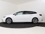 Toyota Corolla Touring Sports Hybrid 180 Business Plus *DEMO* | Parkeersensoren V+A | Half lederen bekleding | Parelmoer lak | Stoelverwarming |