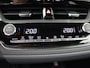 Toyota Corolla Touring Sports Hybrid 180 Business Plus *DEMO* | Parkeersensoren V+A | Half lederen bekleding | Parelmoer lak | Stoelverwarming |
