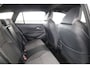Toyota Corolla Touring Sports Hybrid 180 Business Plus | Parkeersensoren V+A | Half lederen bekleding | Parelmoer lak | Stoelverwarming | *