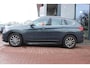 BMW X1 sDrive18d *Executive* | Trekhaak | Camera | Cruise & Climate Control | Stoelverwarming | Leder | PDC | Navigatie | Bluetooth |