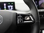 MG 4 Electric Luxury 64 kWh AUTOMAAT | CAMERA | NAVIGATIE | APPLE CARPLAY | HALF STOF-LEDEREN BEKLEDING | WINTERPAKKET | ELEKTRISCHE STOEL |