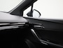 MG 4 Electric Luxury 64 kWh AUTOMAAT | CAMERA | NAVIGATIE | APPLE CARPLAY | HALF STOF-LEDEREN BEKLEDING | WINTERPAKKET | ELEKTRISCHE STOEL |