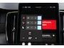Volvo XC90 2.0 T8 Plug-in hybrid AWD Ultra Bright | Luchtvering | Trekhaak | Bowers&Wilkins | Massage | Panoramadak | 21" Velgen