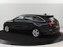 Kia Ceed 1.0 T-GDi DynamicPlusLine | Trekhaak | Stoel & stuurverwarming | Camera | Carplay | Navigatie | Climate control | Parkeerhulp | Cruise control | Half leder