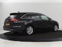 Kia Ceed 1.0 T-GDi DynamicPlusLine | Trekhaak | Stoel & stuurverwarming | Camera | Carplay | Navigatie | Climate control | Parkeerhulp | Cruise control | Half leder