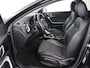 Kia Ceed 1.0 T-GDi DynamicPlusLine | Trekhaak | Stoel & stuurverwarming | Camera | Carplay | Navigatie | Climate control | Parkeerhulp | Cruise control | Half leder