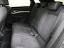 Audi Q8 e-tron 55 quattro S Edition Competition 115 kWh | Panoramadak | Trekhaak | Luchtvering | Adaptieve cruise control | LED koplampen | Achteruitrijcamera | Grootlichtassistent | Stoelverwarming |