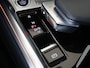 Audi Q8 e-tron 55 quattro S Edition Competition 115 kWh | Panoramadak | Trekhaak | Luchtvering | Adaptieve cruise control | LED koplampen | Achteruitrijcamera | Grootlichtassistent | Stoelverwarming |