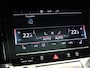 Audi Q8 e-tron 55 quattro S Edition Competition 115 kWh | Panoramadak | Trekhaak | Luchtvering | Adaptieve cruise control | LED koplampen | Achteruitrijcamera | Grootlichtassistent | Stoelverwarming |
