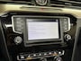 Volkswagen Passat Variant 2.0 TDI Connected Series Plus | Pano | Adaptive Cruise | Trekhaak | Keyless | Stoelverwarming