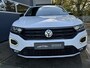 Volkswagen T-Roc 1.5 TSI 150pk DSG Sport Business Panorama Virtual Cockpit Navigatie Stoelverwarming Camera