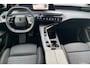 Peugeot 5008 1.6 Plug-in Hybrid 195PK Allure | Navigatie | Rondomzicht Camera | Adaptive cruise control  | Keyless | Stoelverwarming