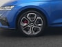 Skoda Octavia Combi 1.4 TSI RS iV Business Plug In Hybrid 245pk Dealer O.H PHEV | Adaptive Cruise | Camera | Sportstoelen Verwarmd | Apple Carplay | Navigatie | Crystal LED | Blis | Keyless | Stuur Verwarmd | Virtual | DAB |