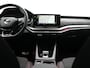 Skoda Octavia Combi 1.4 TSI RS iV Business Plug In Hybrid 245pk Dealer O.H PHEV | Adaptive Cruise | Camera | Sportstoelen Verwarmd | Apple Carplay | Navigatie | Crystal LED | Blis | Keyless | Stuur Verwarmd | Virtual | DAB |