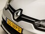 Renault Megane Estate 1.2 TCe Limited Sport (NAVIGATIE, CLIMATE, CRUISE, GETINT GLAS, SPORTSTOELEN, TREKHAAK, PARKEERSENSOREN, LM VELGEN, NIEUWE APK, NIEUWSTAAT)