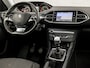 Peugeot 308 1.2 PureTech Sport (PANORAMADAK, APPLE CARPLAY, GROOT NAVI, CLIMATE, SPORTSTOELEN, GETINT GLAS, PARKEERSENSOREN, LM VELGEN, CRUISE, NIEUWE APK, NIEUWSTAAT)