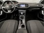 Peugeot 308 1.2 PureTech Sport (PANORAMADAK, APPLE CARPLAY, GROOT NAVI, CLIMATE, SPORTSTOELEN, GETINT GLAS, PARKEERSENSOREN, LM VELGEN, CRUISE, NIEUWE APK, NIEUWSTAAT)