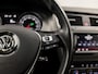 Volkswagen Golf 1.2 TSI Sportline Automaat (NAVIGATIE, CLIMATE, LM VELGEN, PARKEERSENSOREN, SPORTSTOELEN, CRUISE, ELEK PAKKET, NIEUWE APK, NIEUWSTAAT)