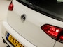 Volkswagen Golf 1.2 TSI Sportline Automaat (NAVIGATIE, CLIMATE, LM VELGEN, PARKEERSENSOREN, SPORTSTOELEN, CRUISE, ELEK PAKKET, NIEUWE APK, NIEUWSTAAT)