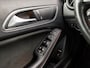 Mercedes-Benz GLA 200 AMG Sport 157Pk Automaat (NAVIGATIE, CLIMATE, LEDER/ALCANTARA, STOELVERWARMING, SPORTSTOELEN, LED KOPLAMPEN, PARKEERSENSOREN, NIEUWE APK, NIEUWSTAAT)