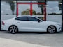 Volvo S60 2.0 B4 R-Design | Schuif/ Kantel Dak | Trekhaak elek. | Harman & Kardon | Adaptieve LED Koplampen | Stoelverwarming | Stuurwiel Verwarmd | Privacy Glas | Camera | Adaptieve Cruise Control | Origineel NL | Eerste Eigenaar | BTW Auto |