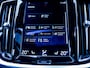 Volvo S60 2.0 B4 R-Design | Schuif/ Kantel Dak | Trekhaak elek. | Harman & Kardon | Adaptieve LED Koplampen | Stoelverwarming | Stuurwiel Verwarmd | Privacy Glas | Camera | Adaptieve Cruise Control | Origineel NL | Eerste Eigenaar | BTW Auto |