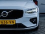 Volvo S60 2.0 B4 R-Design | Schuif/ Kantel Dak | Trekhaak elek. | Harman & Kardon | Adaptieve LED Koplampen | Stoelverwarming | Stuurwiel Verwarmd | Privacy Glas | Camera | Adaptieve Cruise Control | Origineel NL | Eerste Eigenaar | BTW Auto |