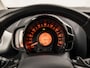 Peugeot 108 1.0 e-VTi Sport Automaat (CAMERA, LM VELGEN, SPORTSTOELEN, GETINT GLAS, BLUETOOTH, MULTIFUNCTIONEEL STUURWIEL, NIEUWE APK, NIEUWSTAAT)