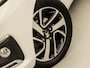 Peugeot 108 1.0 e-VTi Sport Automaat (CAMERA, LM VELGEN, SPORTSTOELEN, GETINT GLAS, BLUETOOTH, MULTIFUNCTIONEEL STUURWIEL, NIEUWE APK, NIEUWSTAAT)